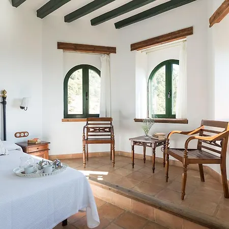 Calerilla (adults Only) 2* Burunchel
